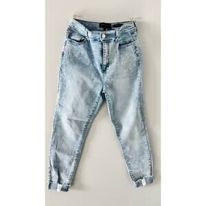 Kendall + Kylie Acid Wash High-Rise Jeans – Women’s Size 6